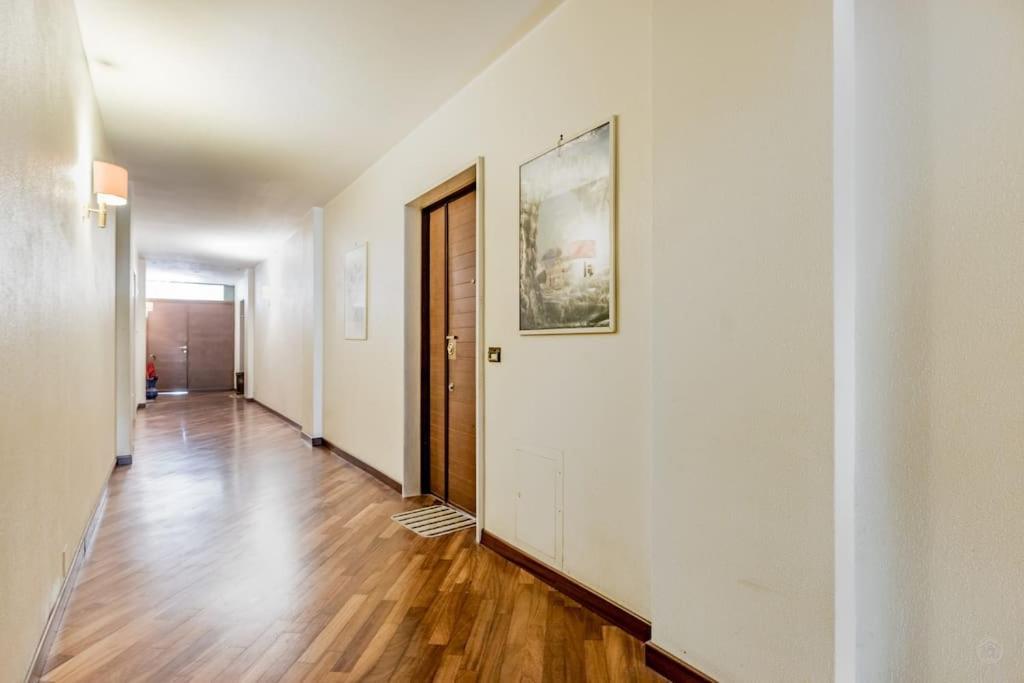Luxury Apartment Front Of Cavalieri Hilton Hotel Rom Exteriör bild