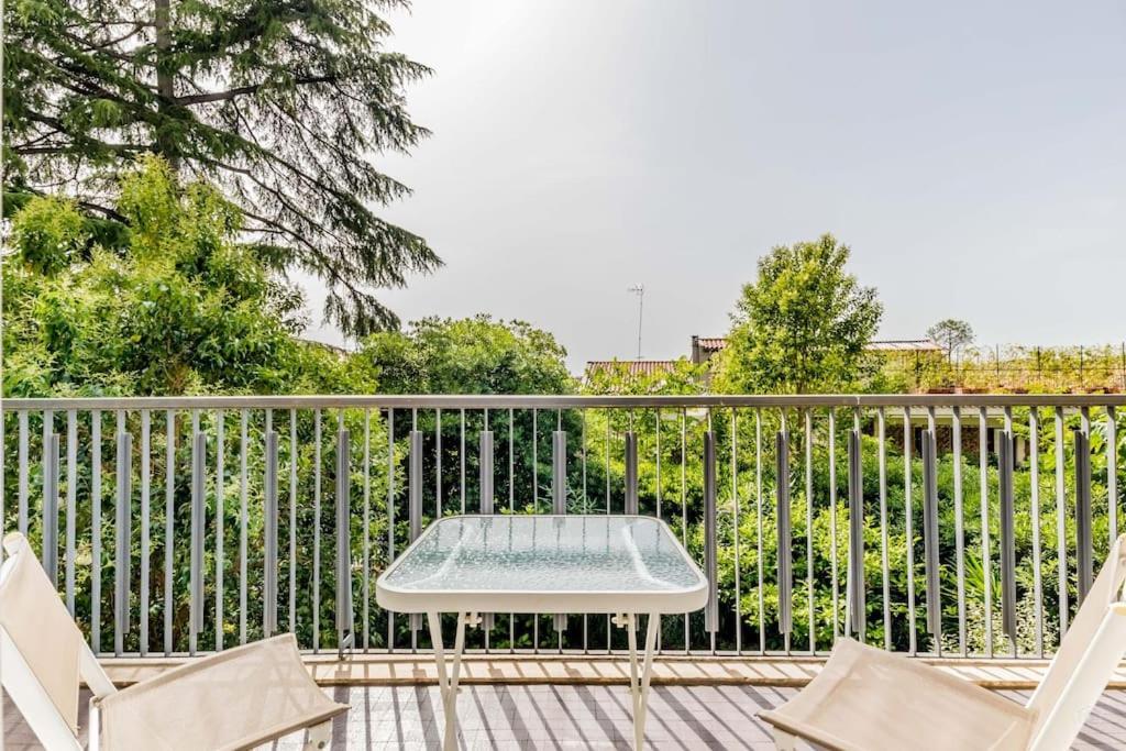 Luxury Apartment Front Of Cavalieri Hilton Hotel Rom Exteriör bild